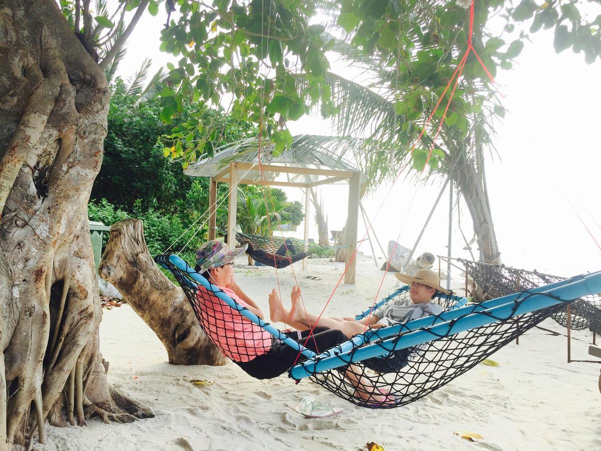 Noovilu Suites Maldives Mahibadhoo Екстериор снимка