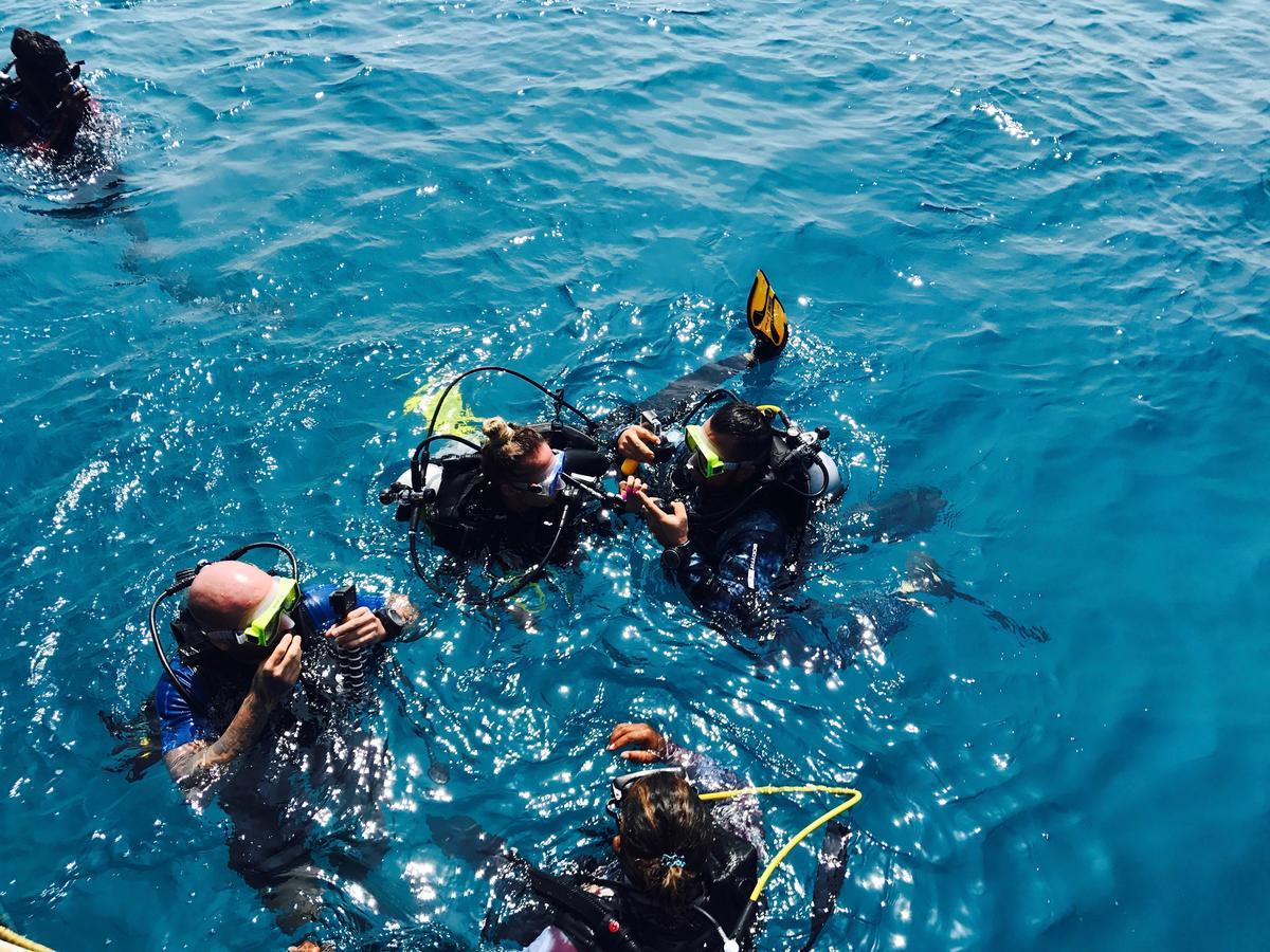Noovilu Suites Maldives Mahibadhoo Екстериор снимка